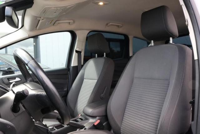 Ford C-Max image 9