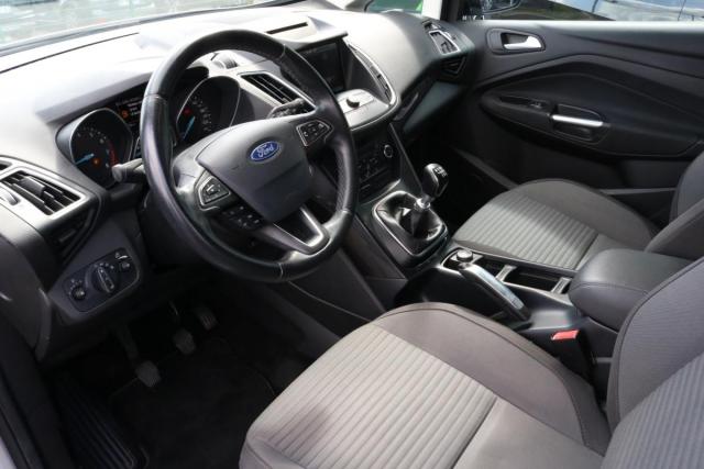 Ford C-Max image 2
