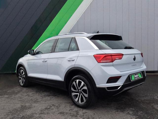 Volkswagen T-Roc image 2