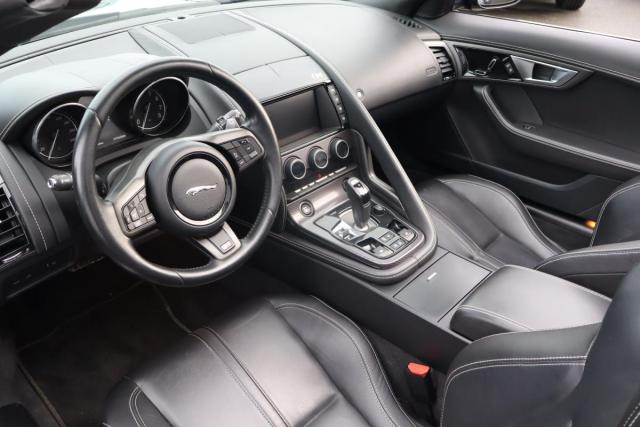 Jaguar F-Type image 6