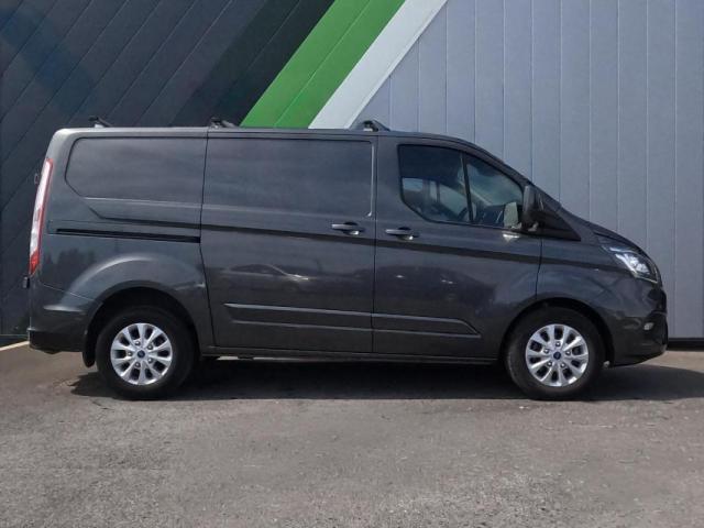 Ford Transit Custom image 7