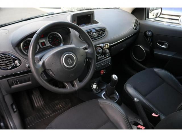 Renault Clio image 9