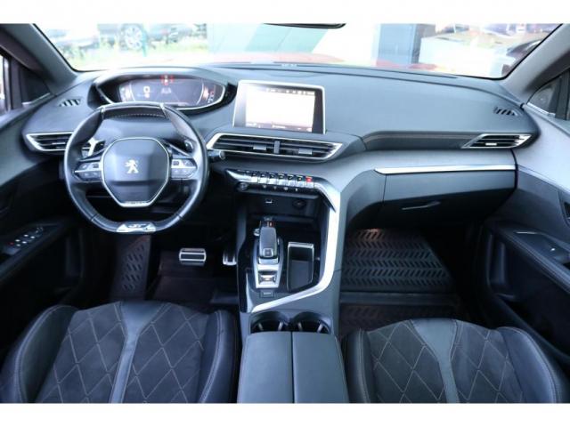 Peugeot 3008 image 2