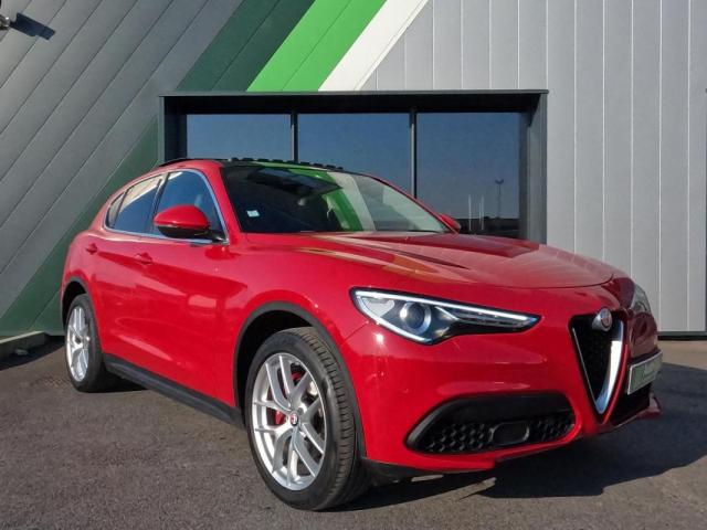 Alfa Romeo Stelvio image 5