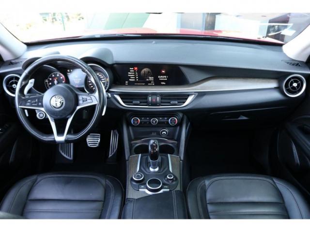 Alfa Romeo Stelvio image 3