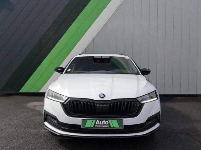 Skoda Octavia image 1