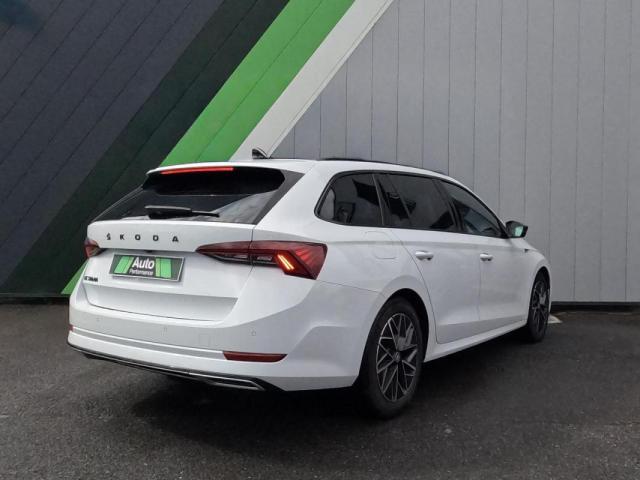 Skoda Octavia image 5