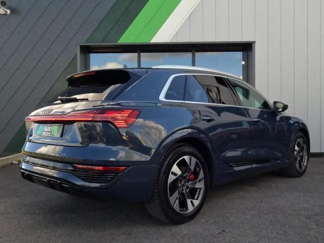 Audi Q8 image 9