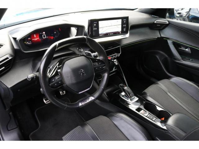 Peugeot 2008 image 2