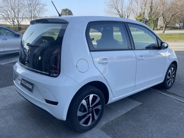 Volkswagen Up! image 6