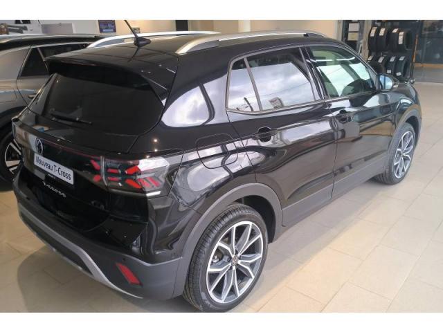 Volkswagen T-Cross image 3