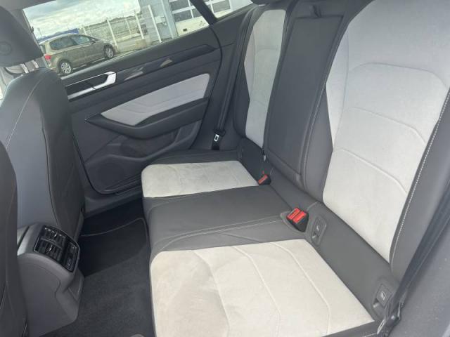 Volkswagen Arteon image 9