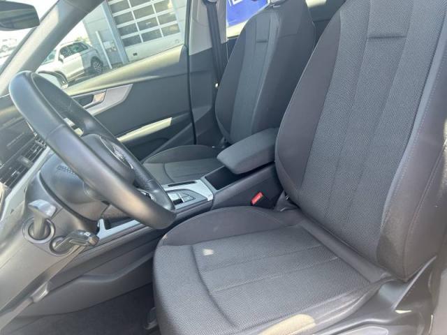 Audi A4 image 4