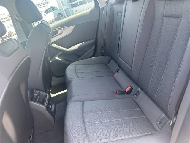 Audi A4 image 6