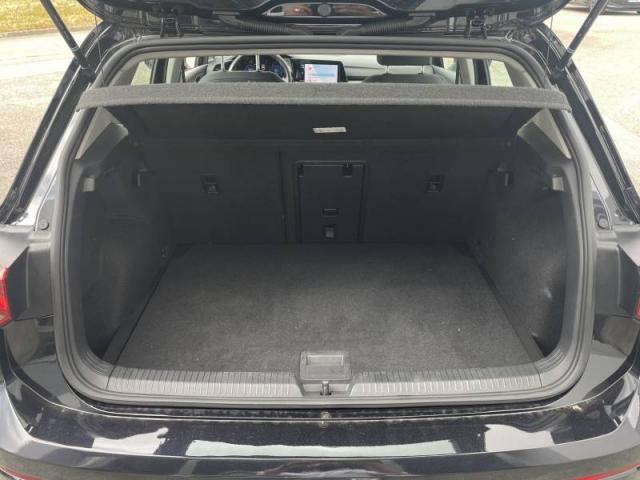Volkswagen Golf image 9