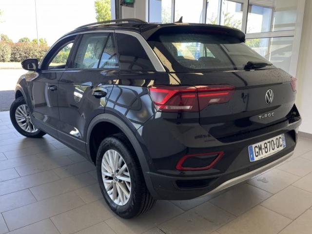 Volkswagen T-Roc image 6