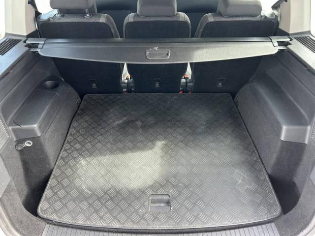Volkswagen Touran image 4
