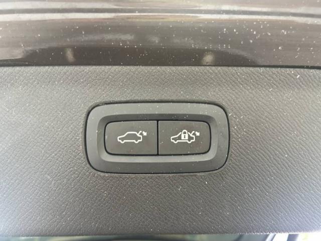 Volvo Xc90 image 7