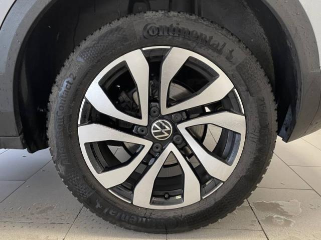 Volkswagen T-Roc image 2