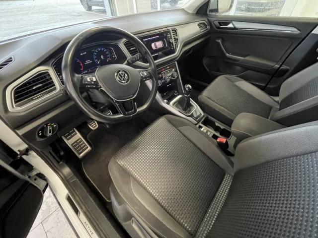 Volkswagen T-Roc image 5