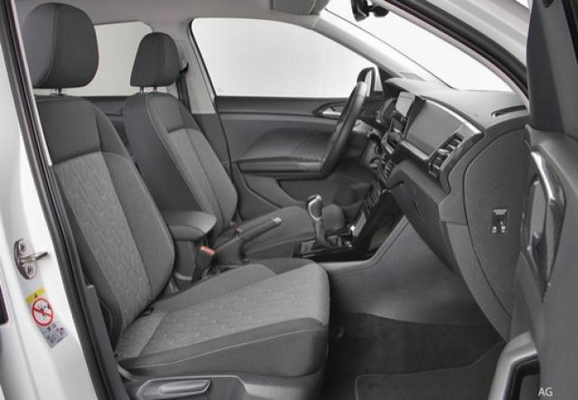 Volkswagen T-Cross image 1