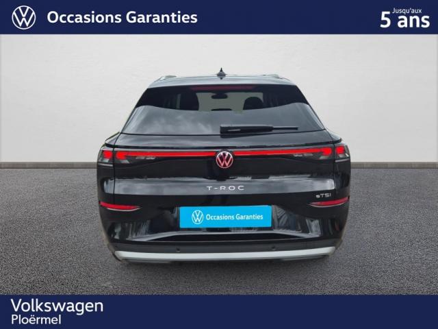 Volkswagen T-Roc image 2