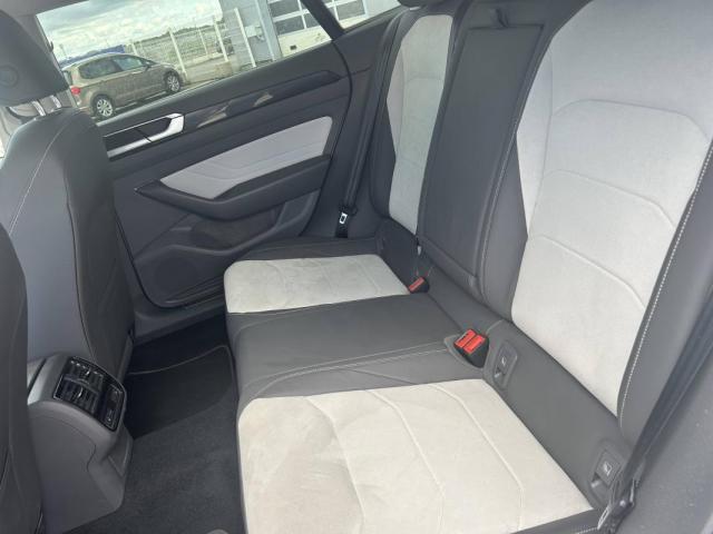 Volkswagen Arteon image 9