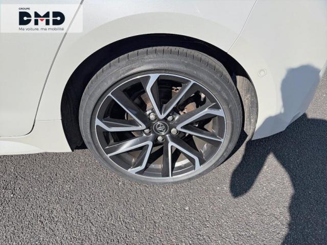 Toyota Corolla image 5