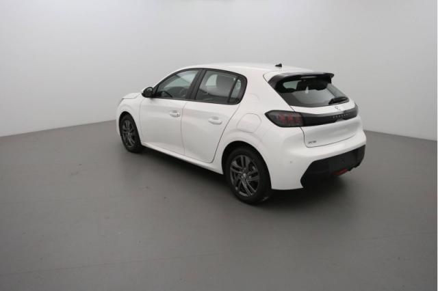 Peugeot 208 image 5