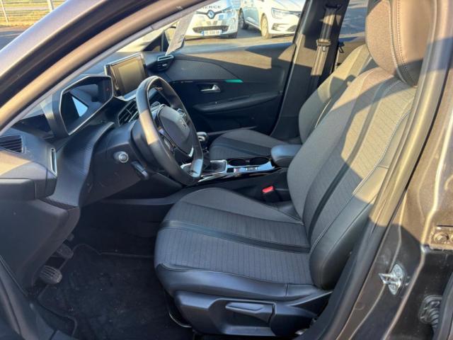 Peugeot 208 image 8