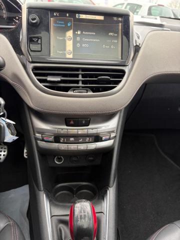 Peugeot 208 image 2