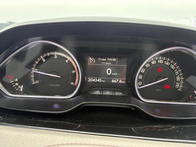 Peugeot 208 image 5