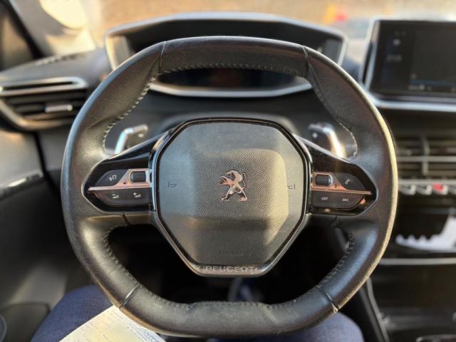 Peugeot 208 image 1
