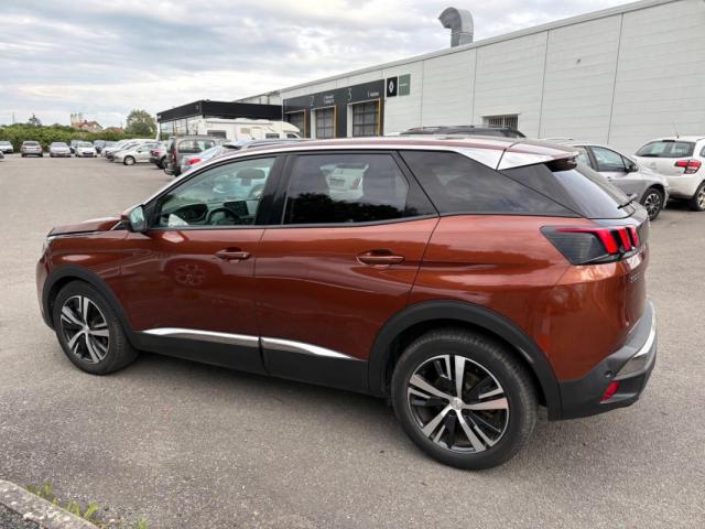 Peugeot 3008 image 1