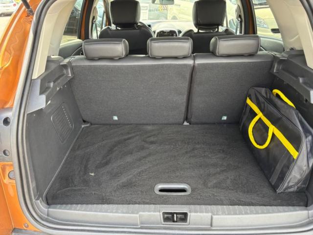 Renault Captur image 1