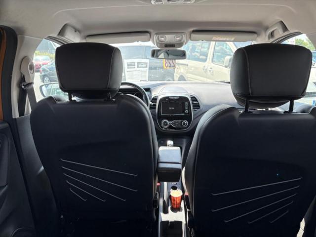 Renault Captur image 9