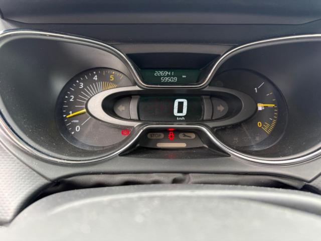Renault Captur image 1