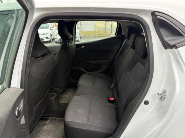 Renault Clio image 8