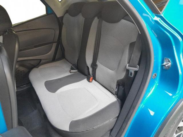 Renault Captur image 2