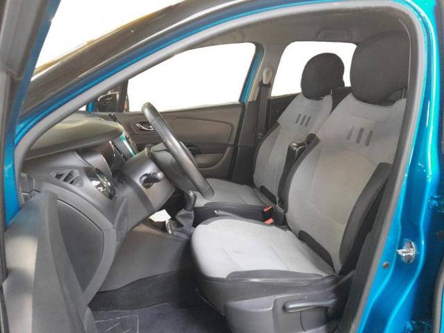 Renault Captur image 1