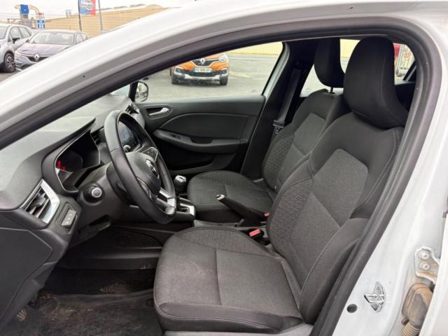 Renault Clio image 8