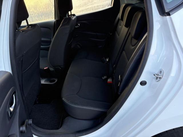 Renault Clio image 9