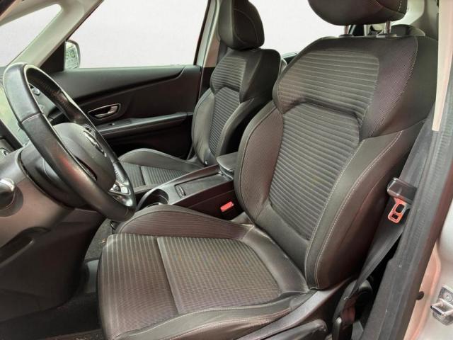 Renault Scénic image 3