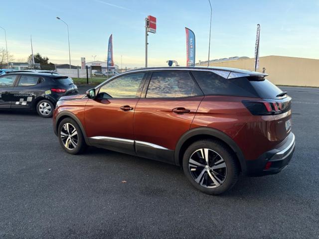 Peugeot 3008 image 2