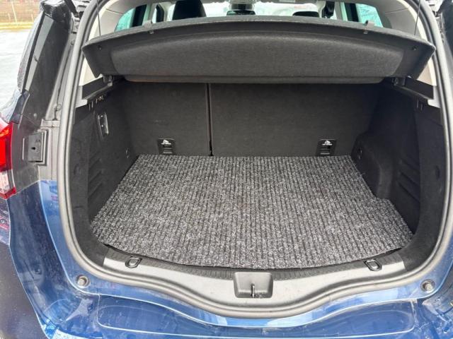 Renault Scénic image 2