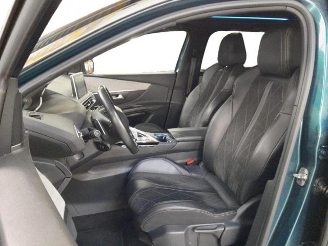 Peugeot 5008 image 2