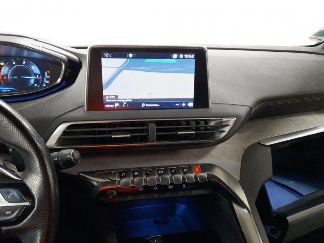 Peugeot 5008 image 1