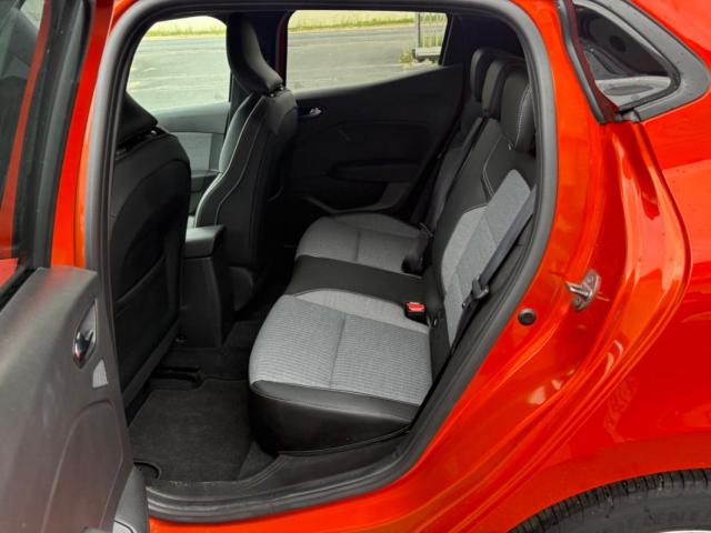 Renault Clio image 6
