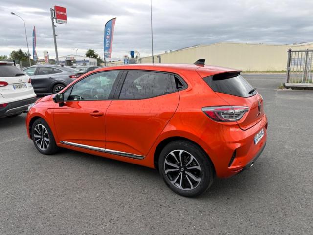 Renault Clio image 8