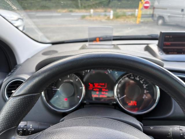 Peugeot 3008 image 3